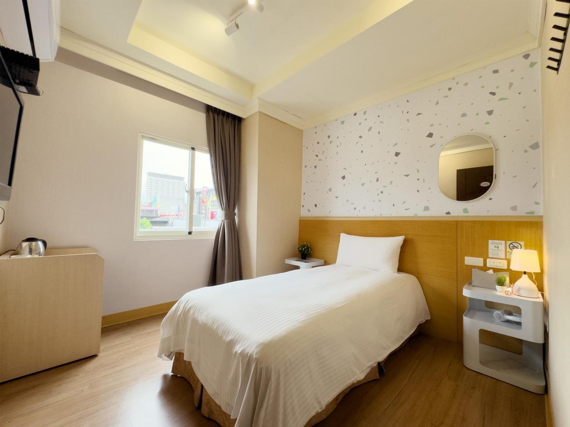 Together Hotel-Hualien Zhongshan Extérieur photo